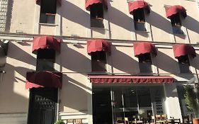Center Park Hotel